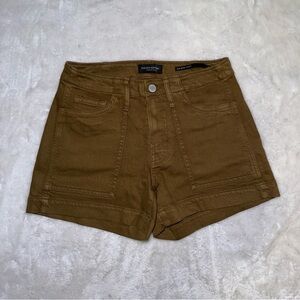 Banana Republic Brownish Green Mid-Rise Utility Shorts Size 26